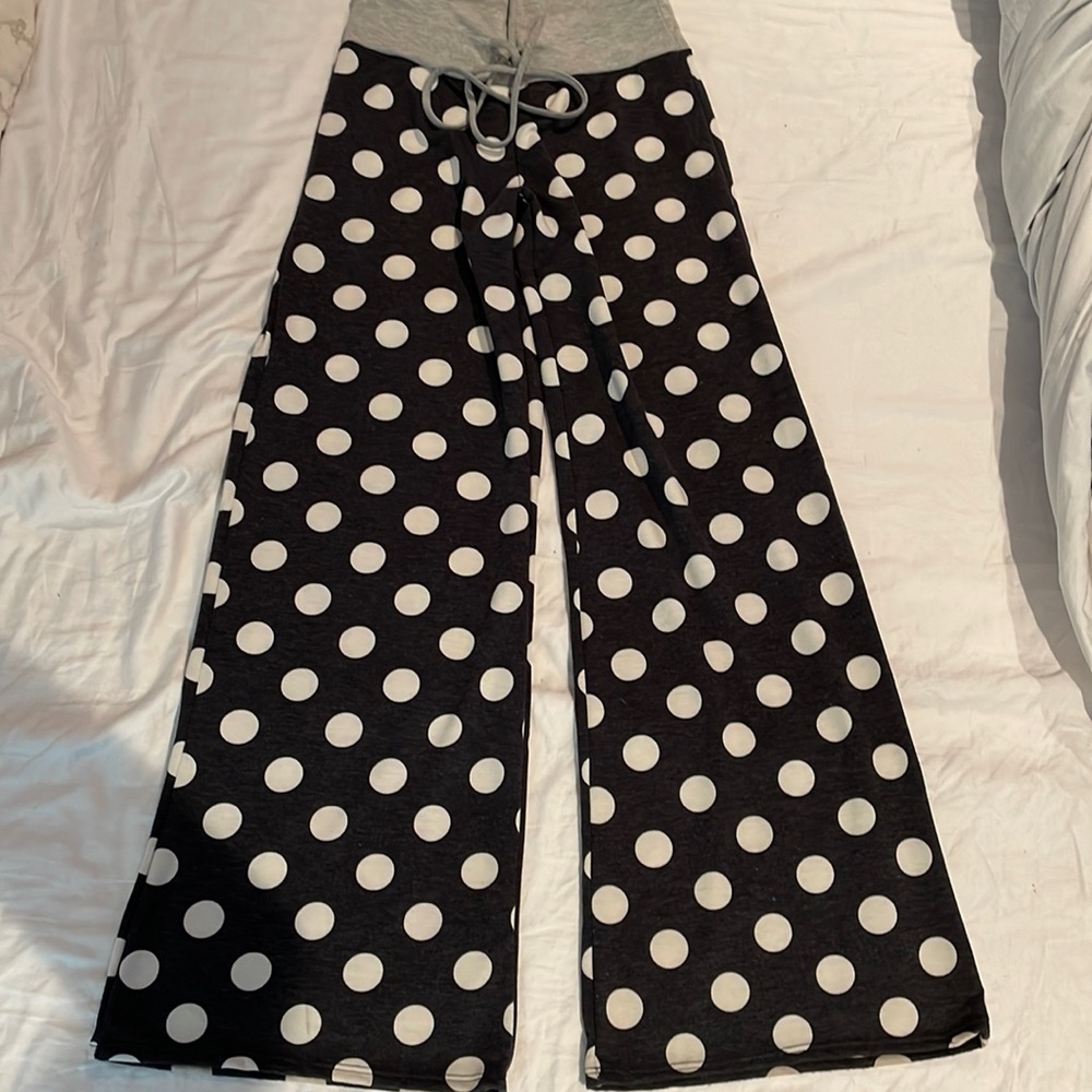 Adorable navy blue polka dot comfies